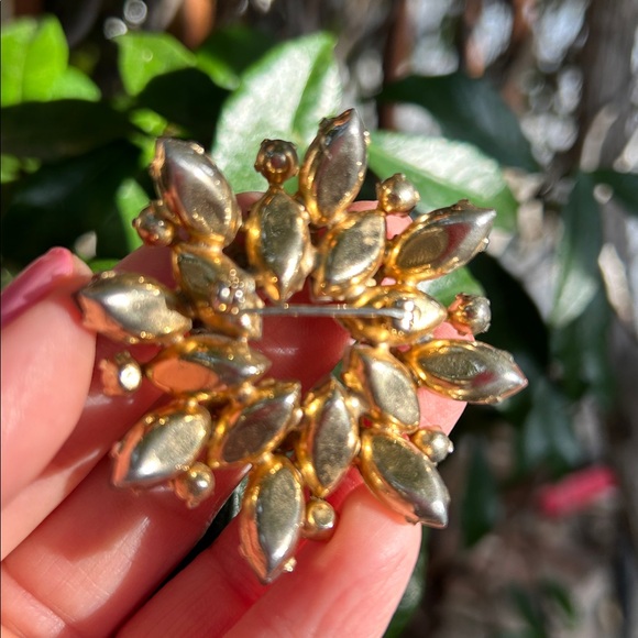 Mid-20th Century Givre Glass Brooch - Picture 5 of 8